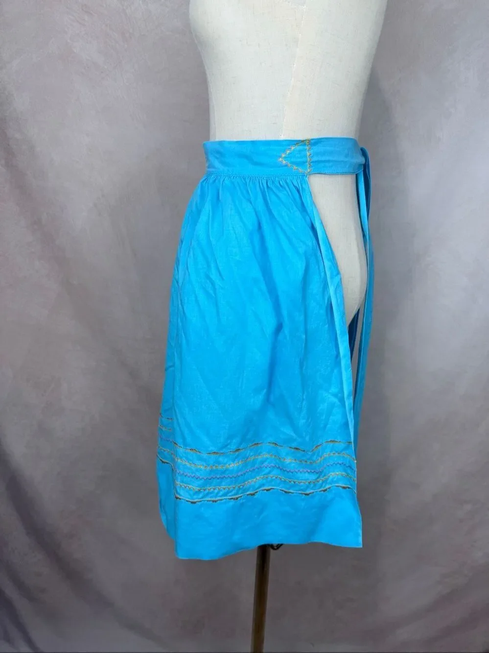 Vintage 1950s Blue Half Apron Embroidered Kitschy Kitchen